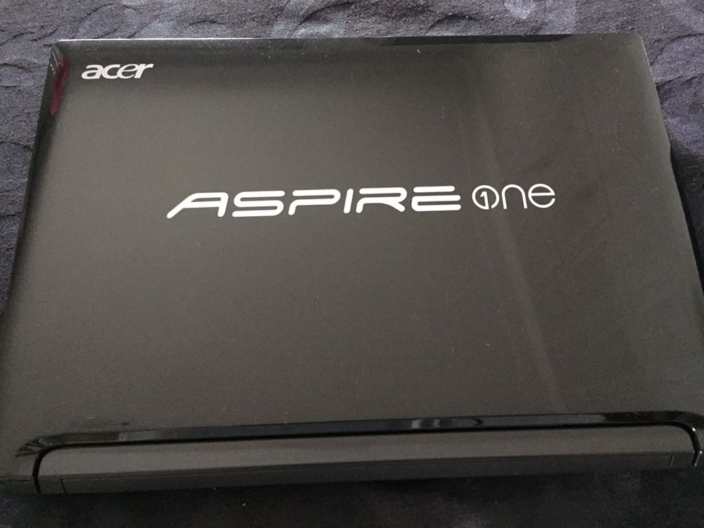 Netbook Acer Aspire one D255