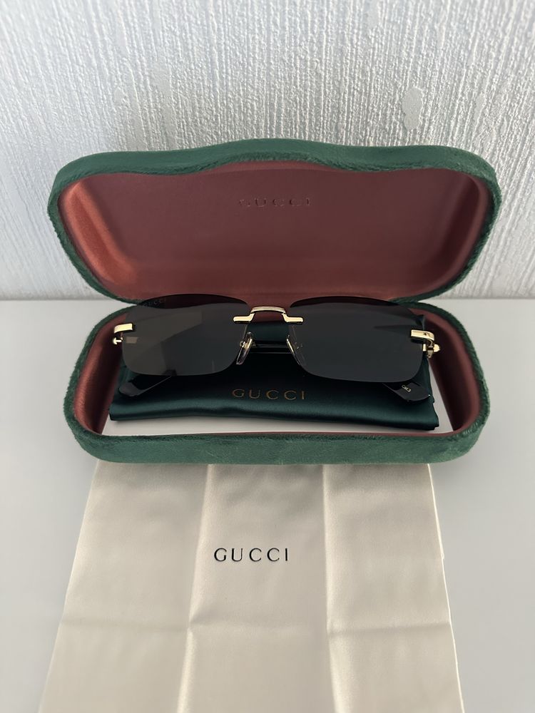 Сонцезахісні окуляри Gucci