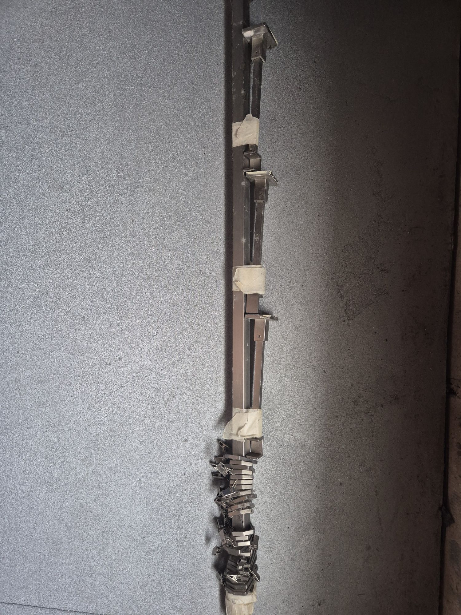 Karnisz 250cm kwadratowy