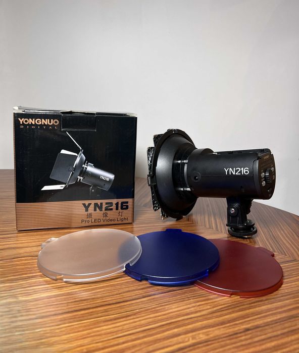 Lampa LED Video Yongnuo yn 216