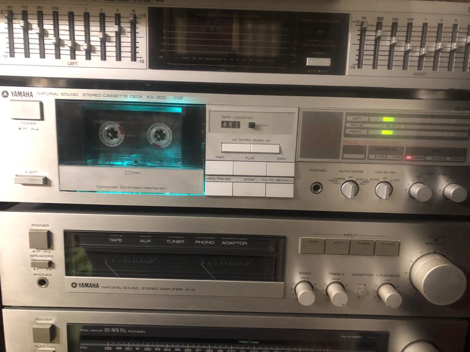 Кассетная дека YAMAHA KX-200 RS