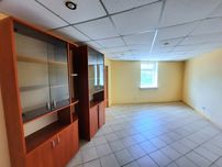 Офіс. Оренда. Площа S = 45 m2. Доступ 24/7. Замостя