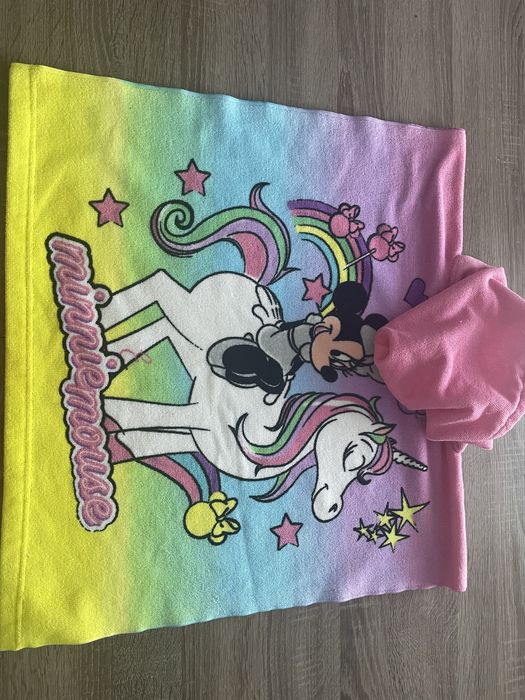 Ręcznik plażowy szybkoschnacy z kapturkiem dla dziecka