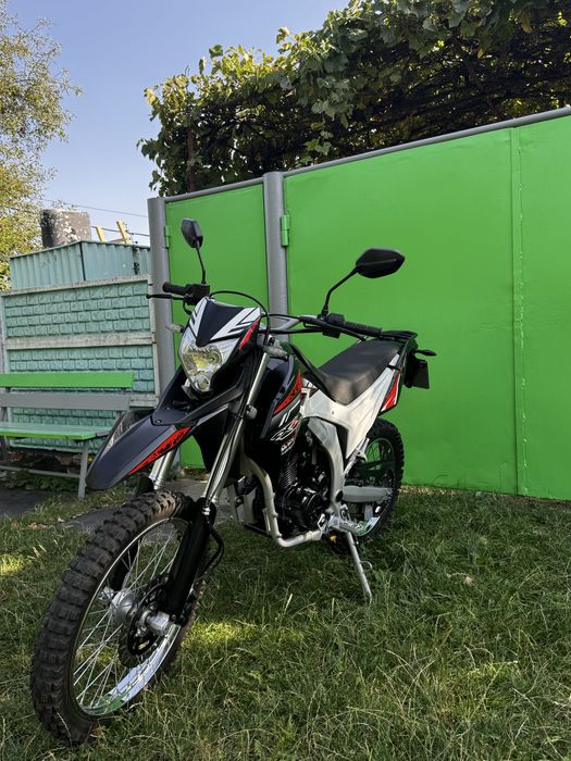Продам мотоцикл Loncin sx2 lx250 gy-3