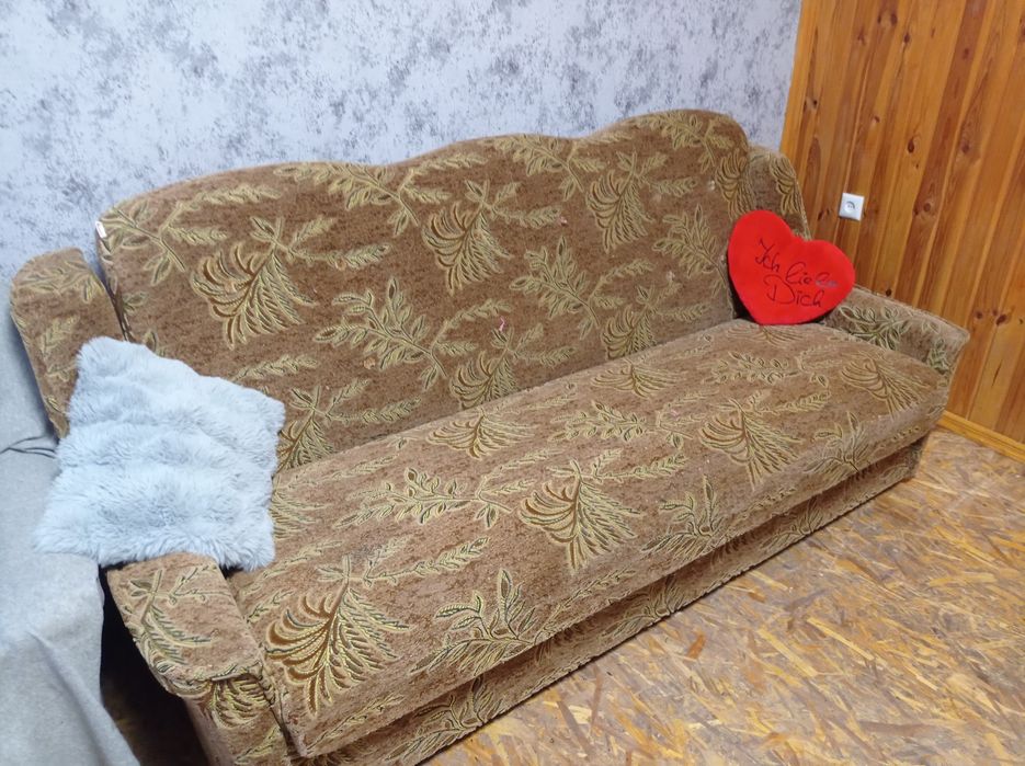 Продам диван книжкой