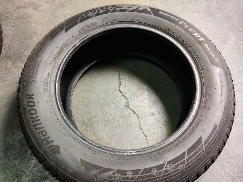 Hankook Wіnter I*cept Evo3 R17 225 60 шини зимові на джип