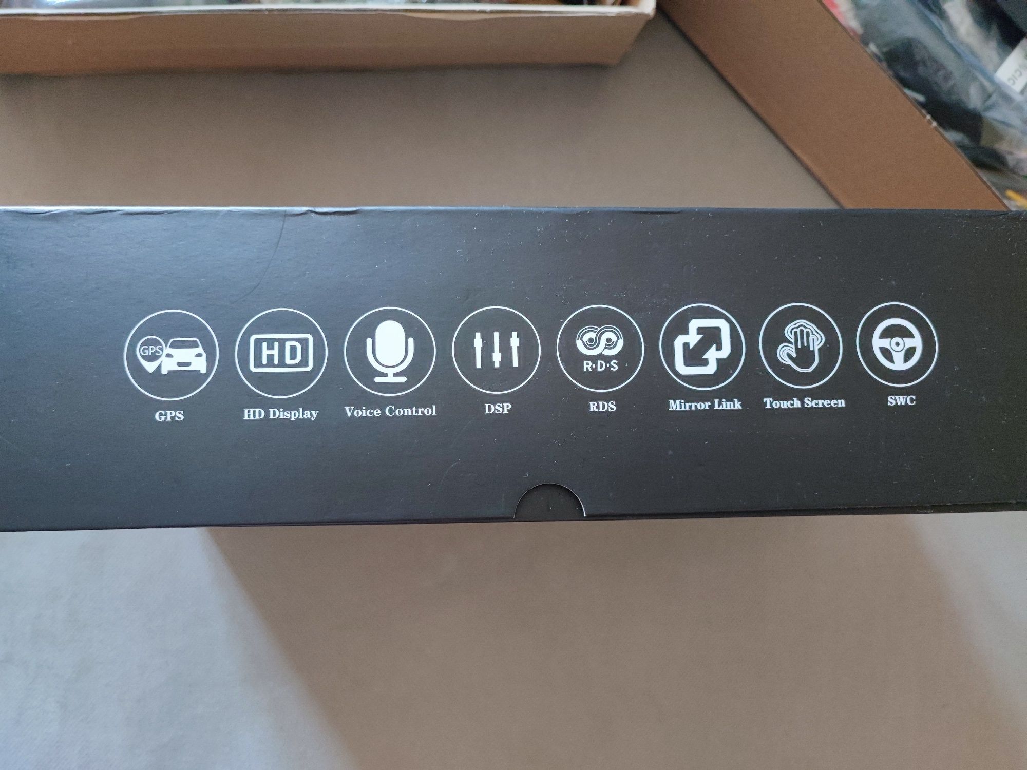 Radio android BMW 5 F10/F11 520i 525i 528i  + 2 kits de montagem