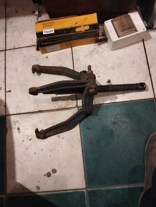 Сйомник. Знімач. Подшипников