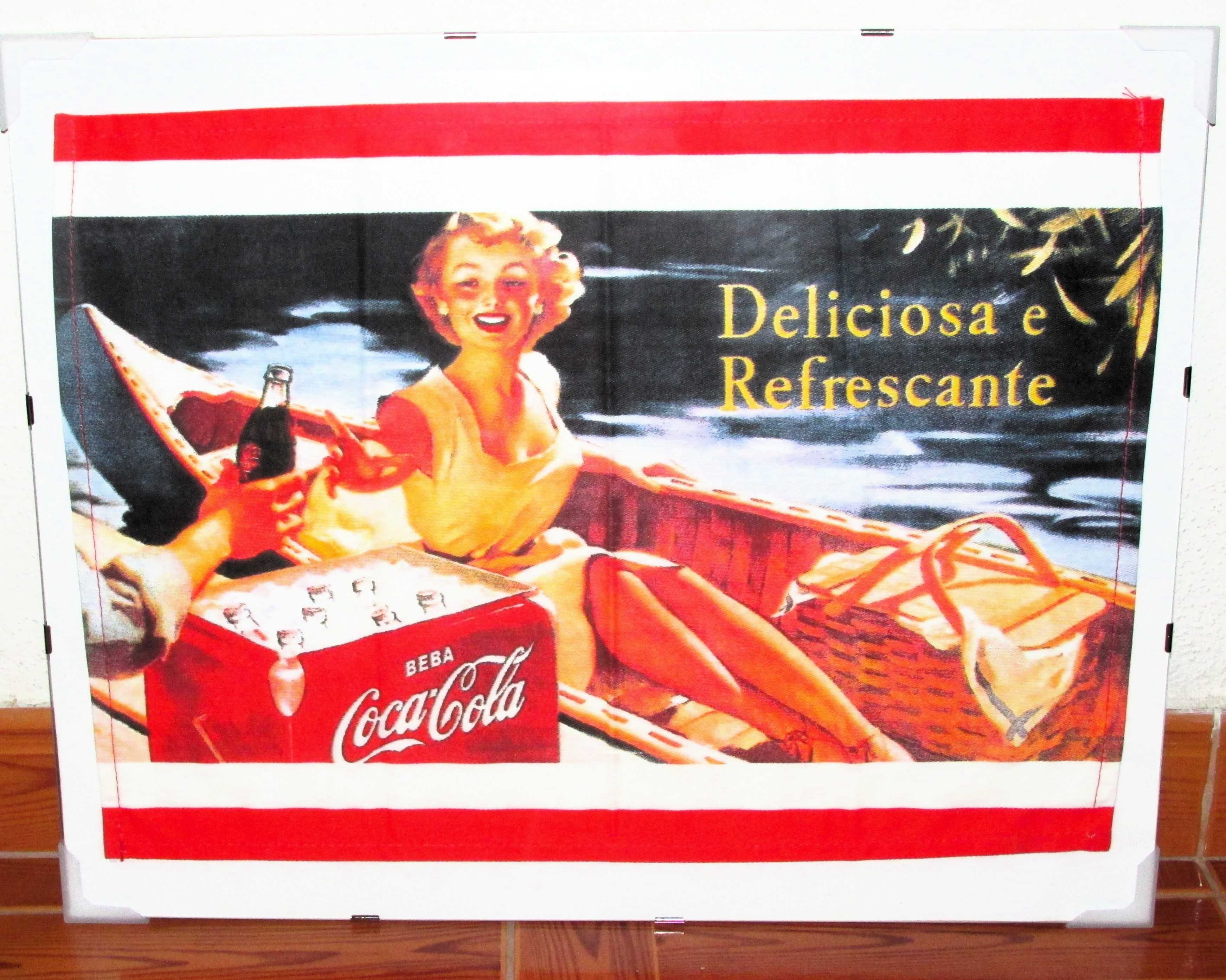 Quadro Com Pano Emoldurado Coca-Cola Vintage