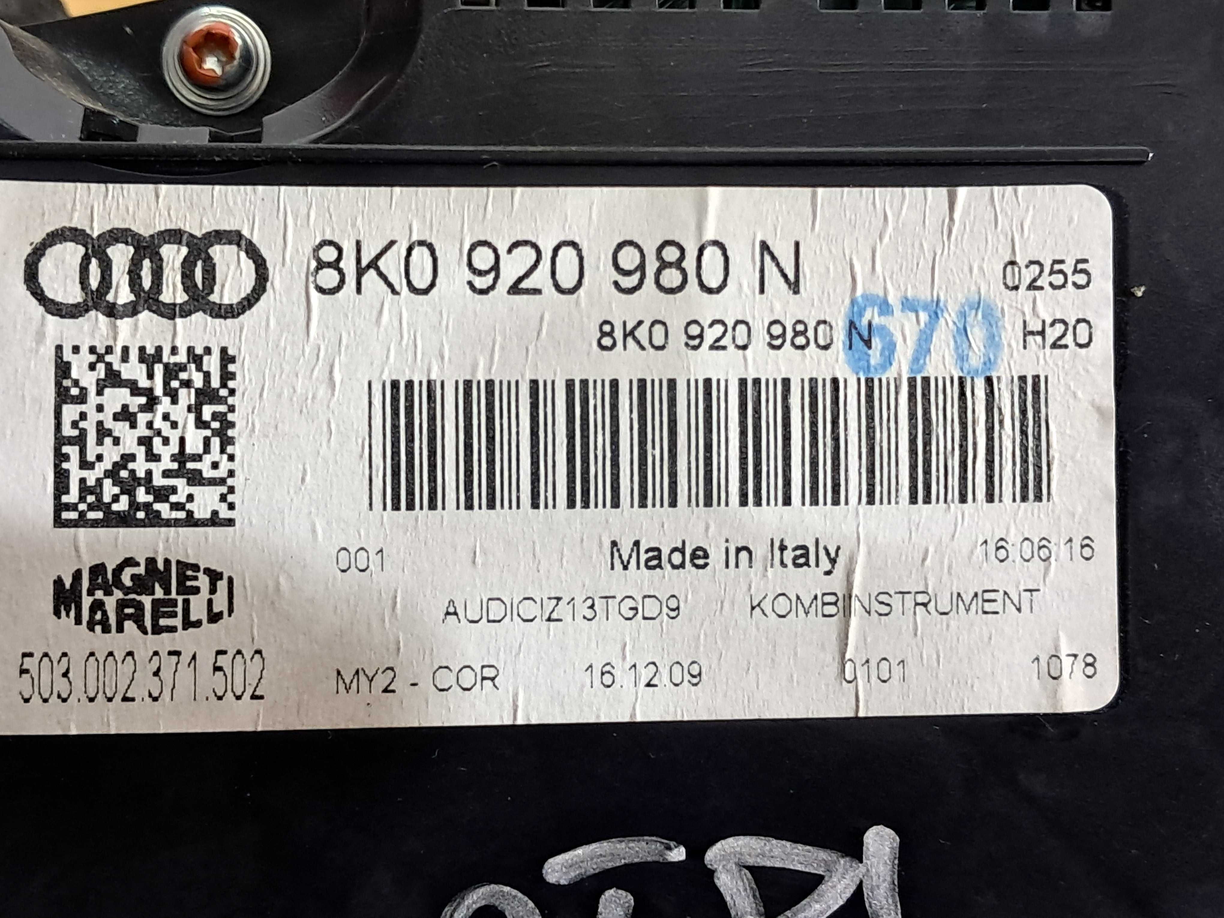 AUDI A4 B8 zegar zegary licznik 1.8 2.0 3.0 TDI TFSI ANGLIK