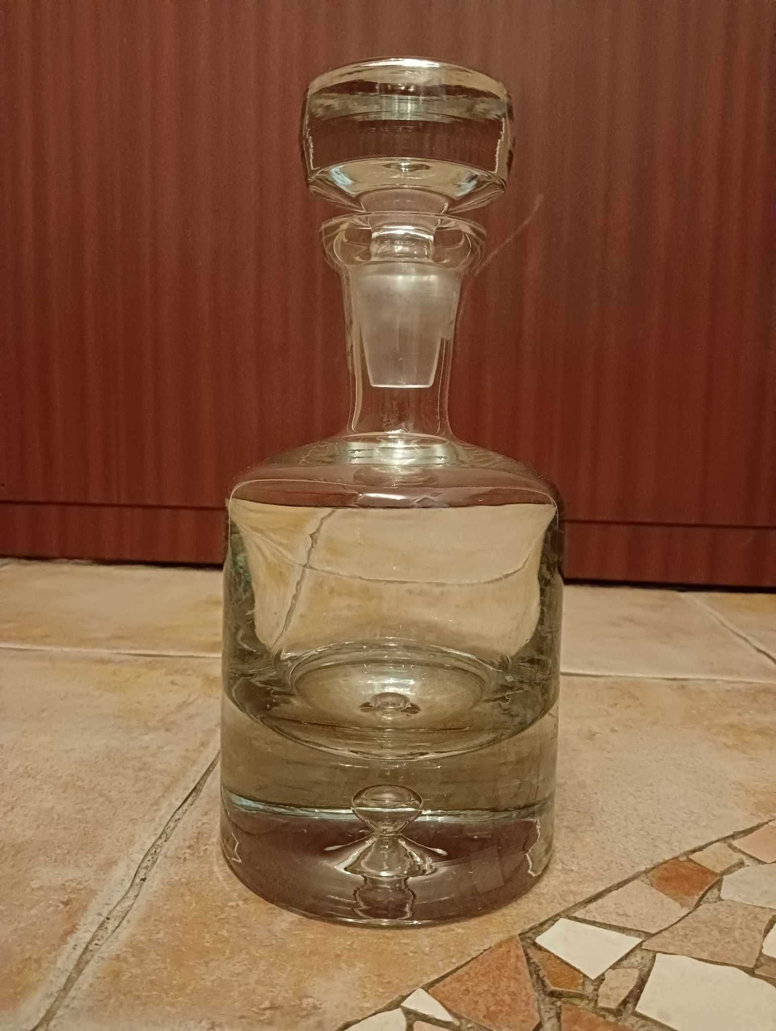 Karafka szklana Krosno z korkiem, stan BDB wys. 26 cm