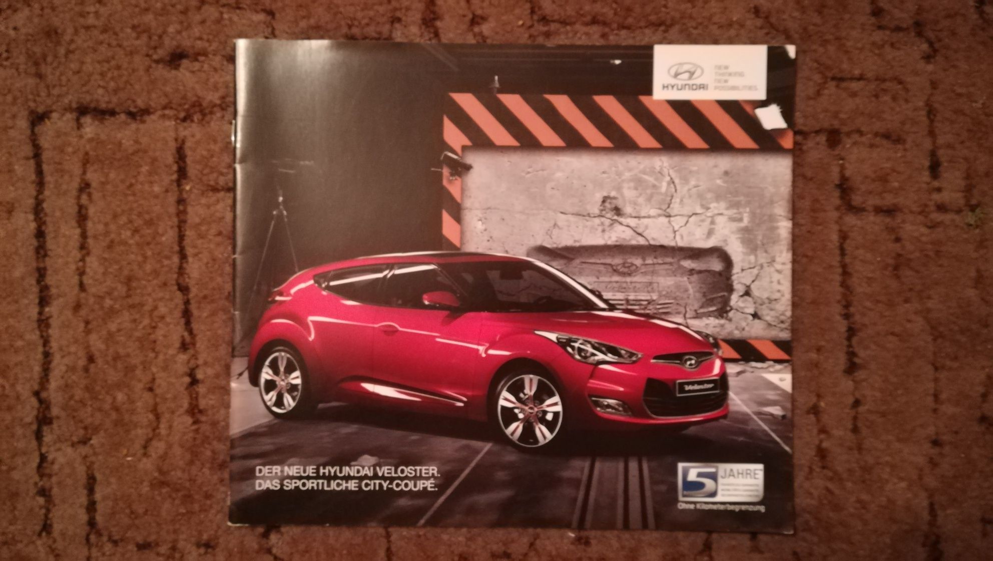 HYUNDAI Veloster Prospekt