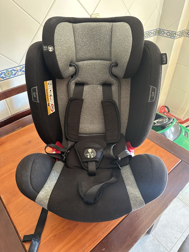 Cadeira ISOFIX Todos os grupos ate 12 anos