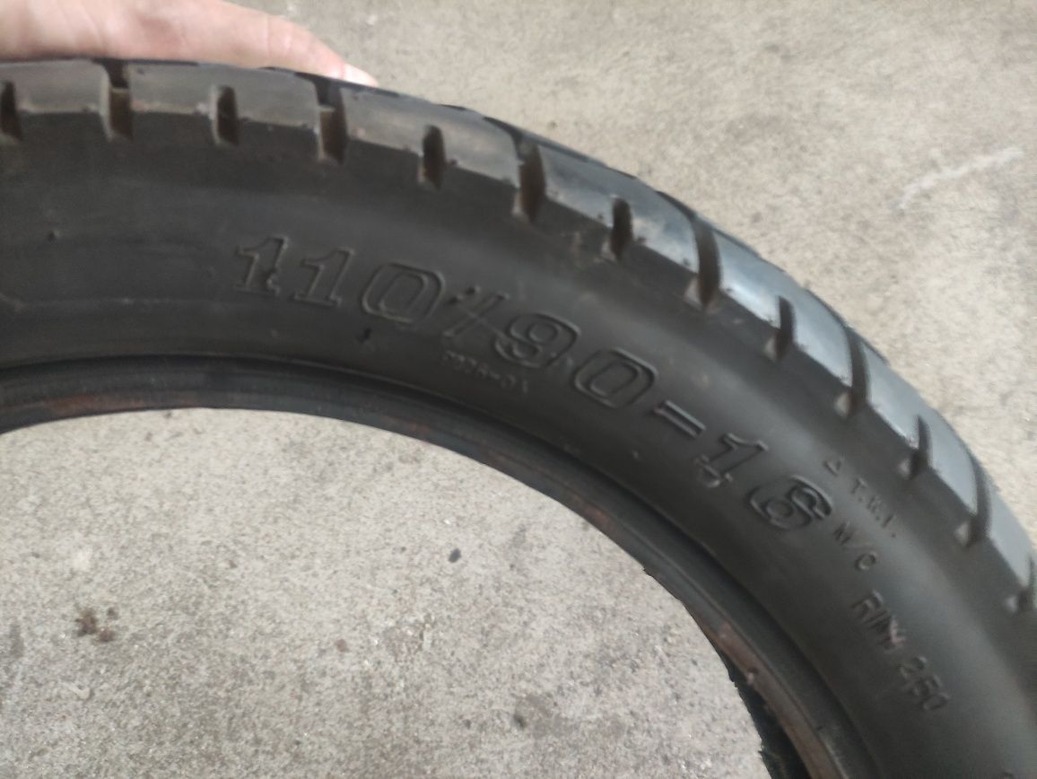 Pneu moto usado  110/90-16