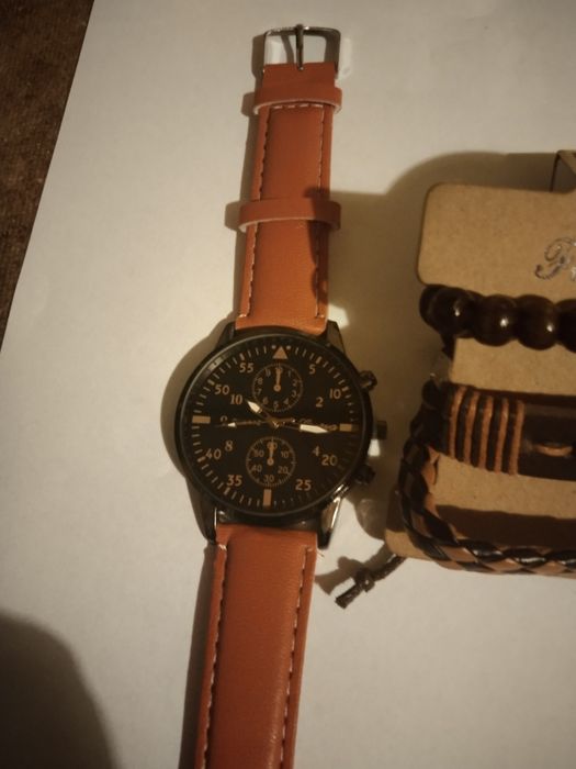 Zegarek męski z branzoletką