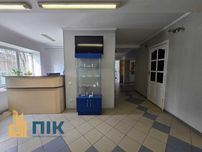 Без%  Приміщення 90 м2, стоматологія з окремим входом
