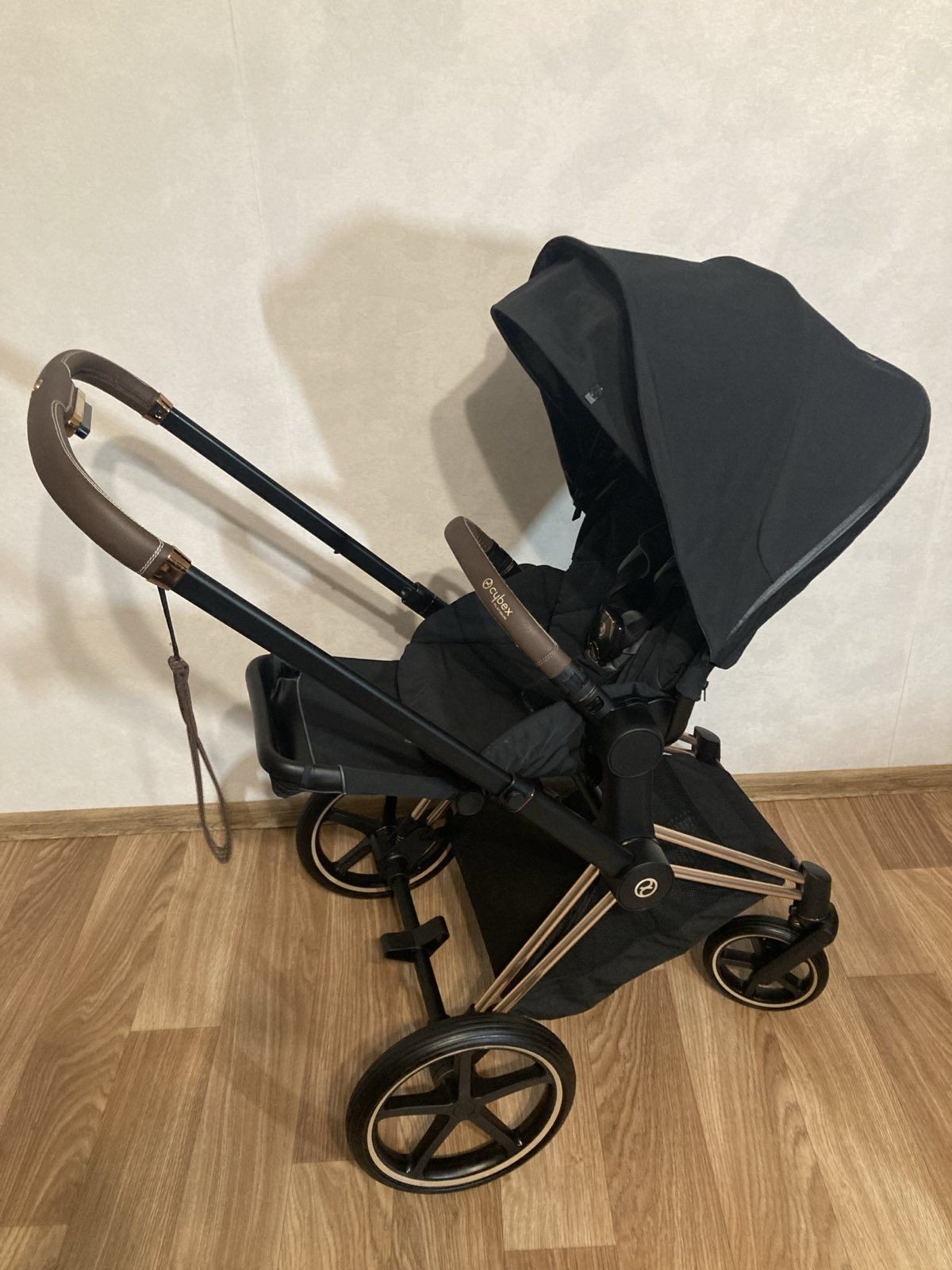 Cybex priam lux Black 2в1 Шассі Rose Gold Сайбекс