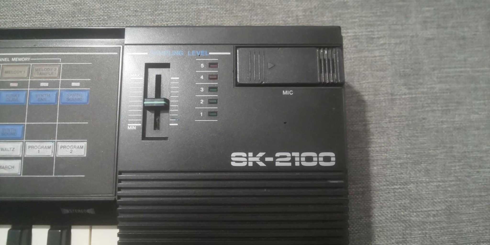 Casio SK-2100 Sampler Keyboards