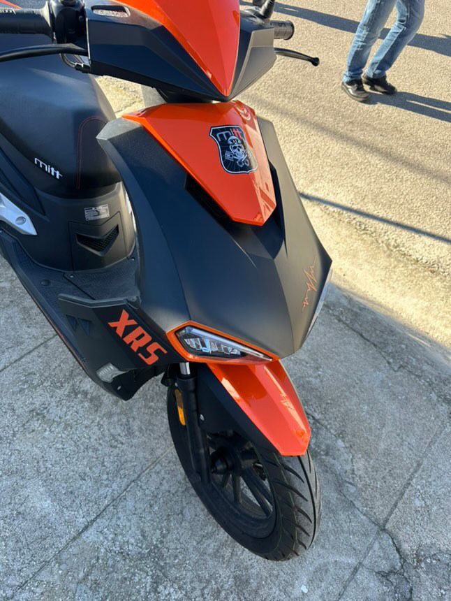 Scooter mitt como nova