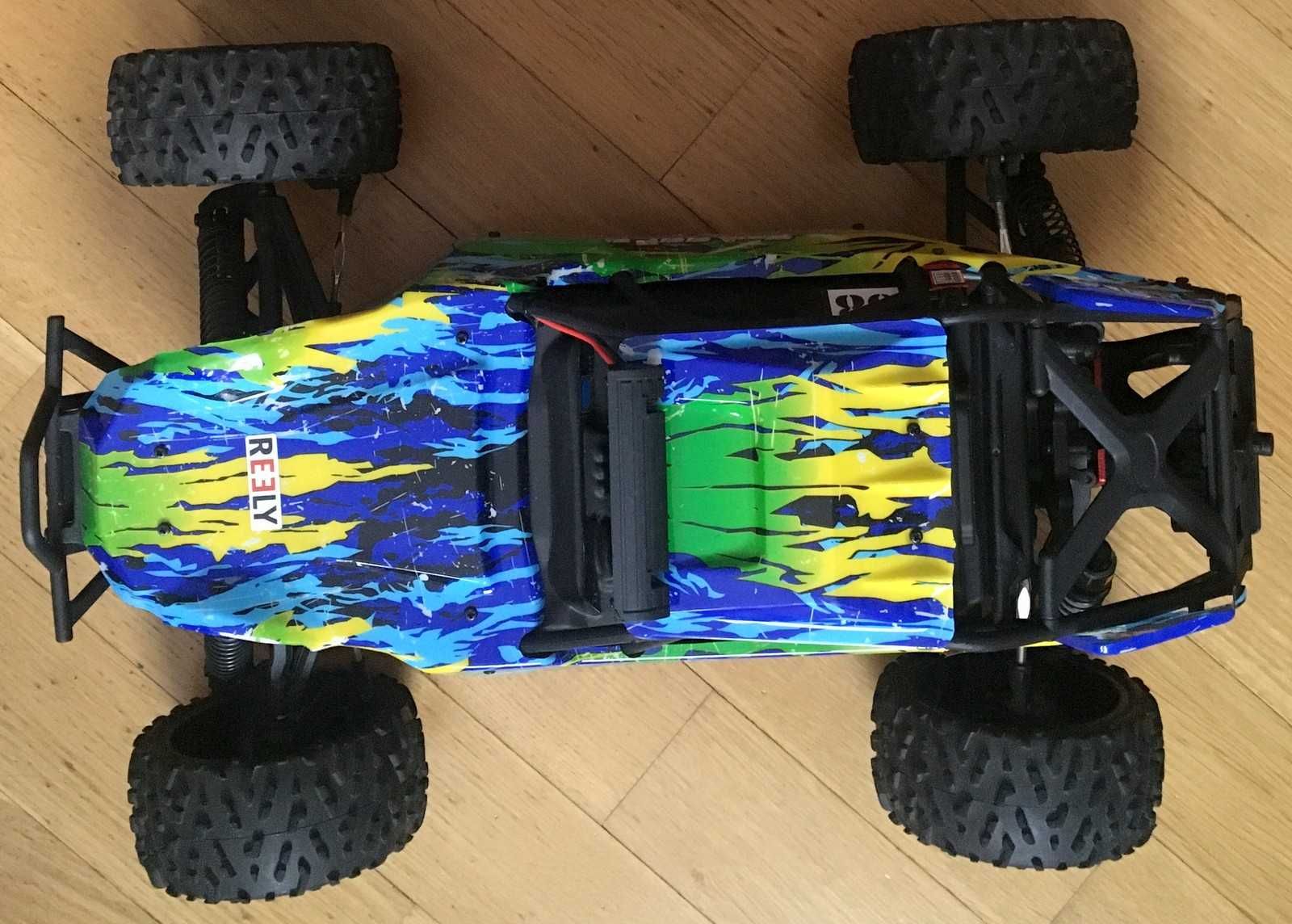 Reely Stagger RC 1/10 4x4 4WD Brushless машина на радиоуправлении