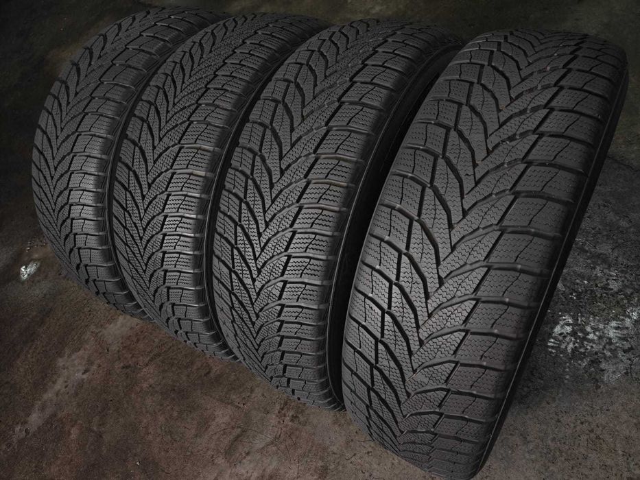 Шини зима R17 225 65 мало вживані Nexen Winguard Sport²