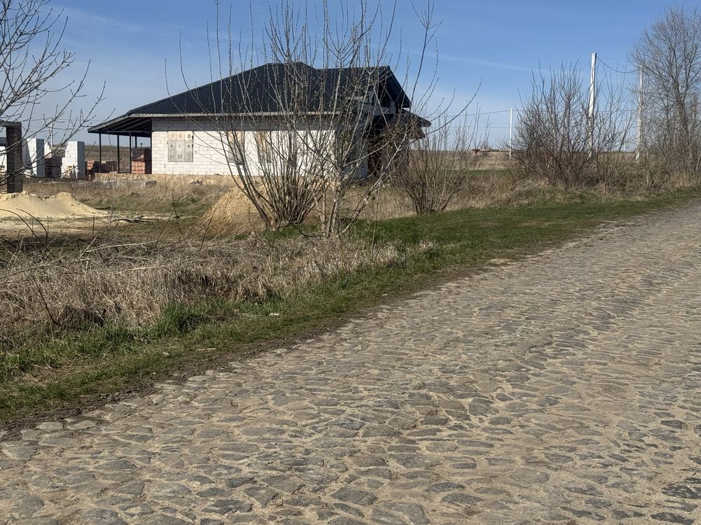 Продам рівну ділянку 7 сот, хороший доїзд