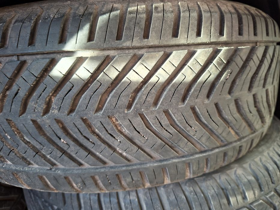 Opony całoroczne 205/55 R16  Kormoran 23 rok