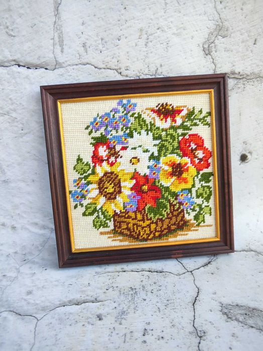 Obrazek - Haft w drewnianej ramie - vintage - design - Kwiaty