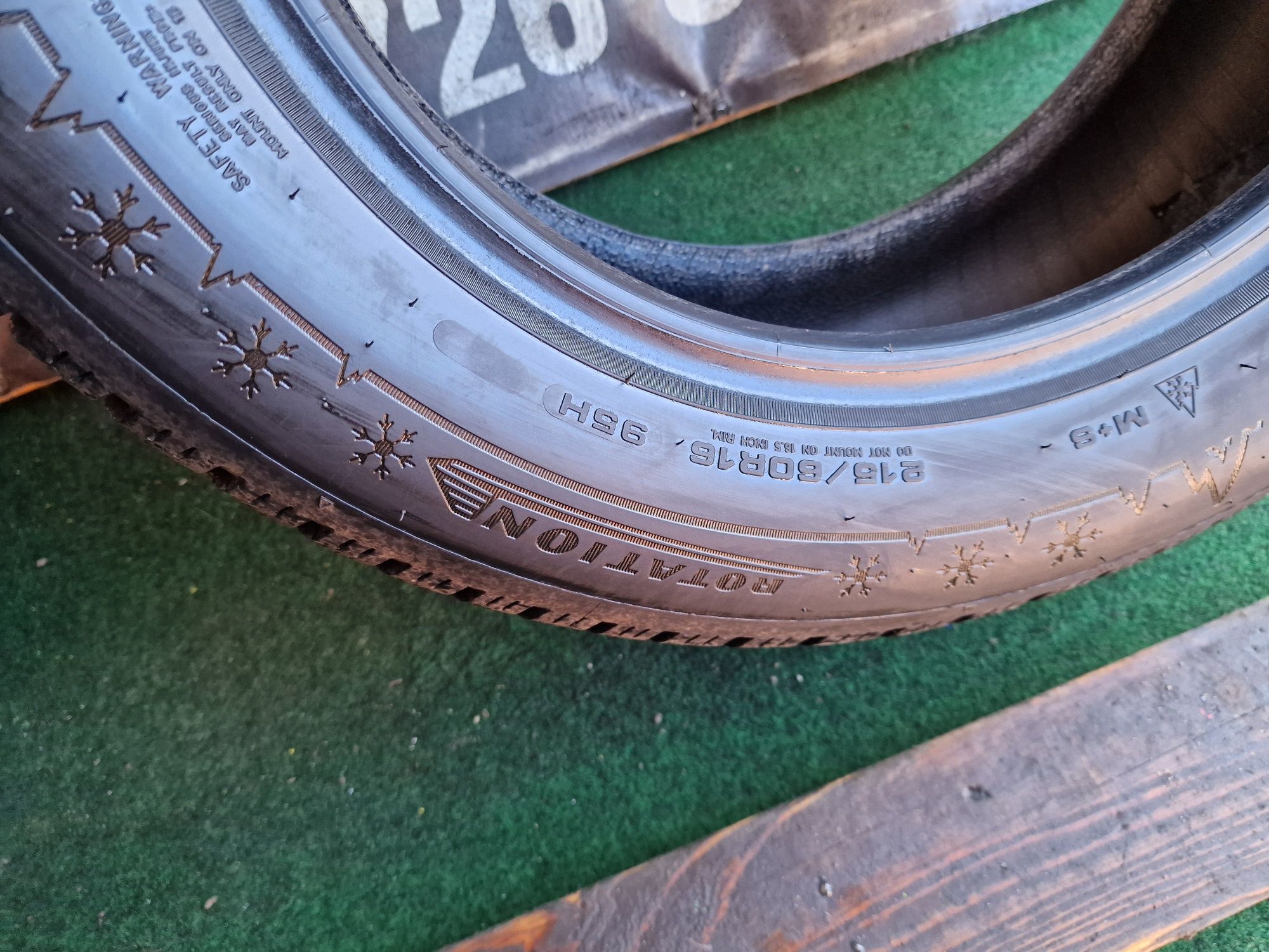 Opony zimowe 215/60/16 Dunlop Para 8.5mm!!