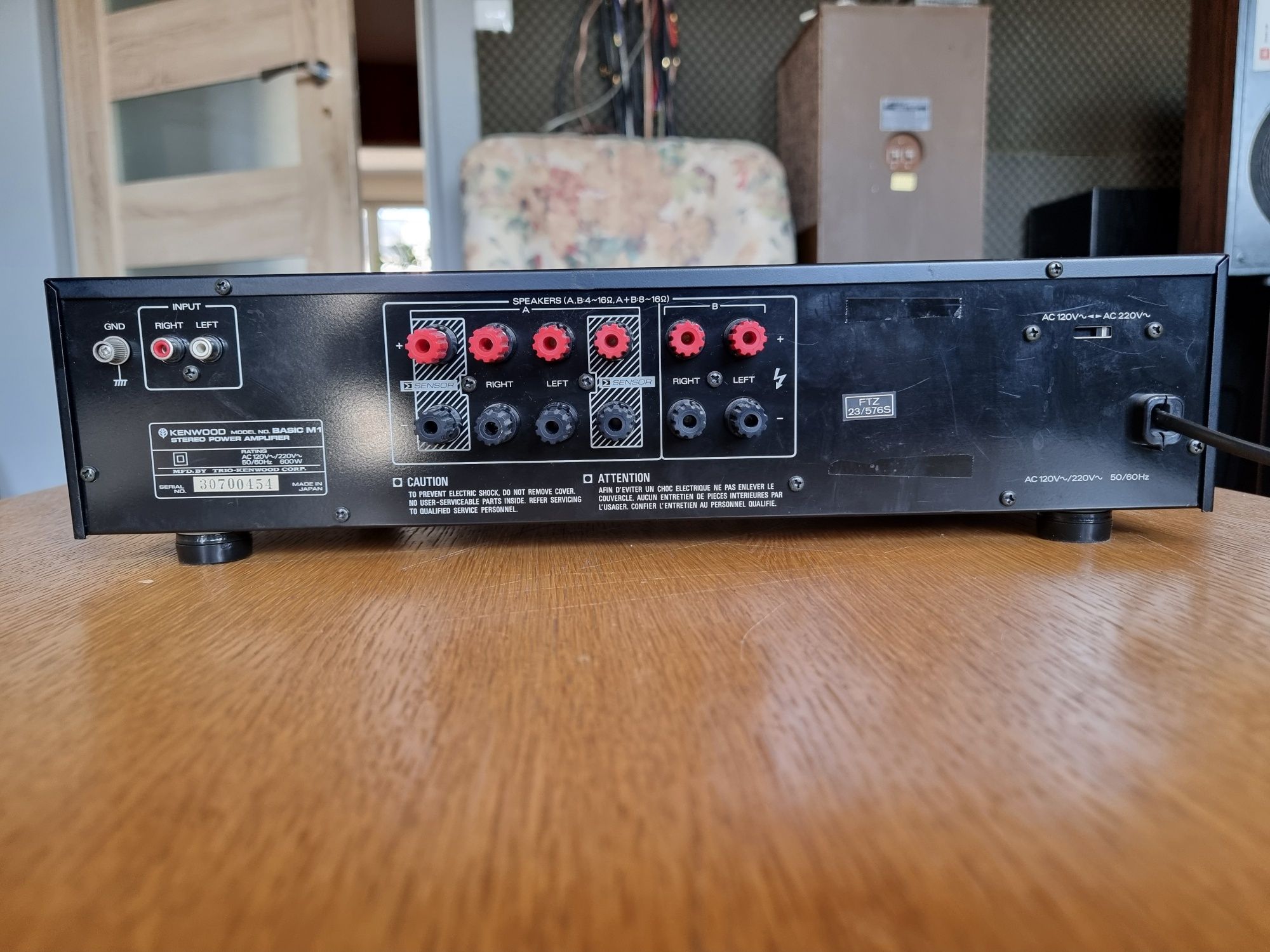 Końcówka mocy Kenwood M1 basic