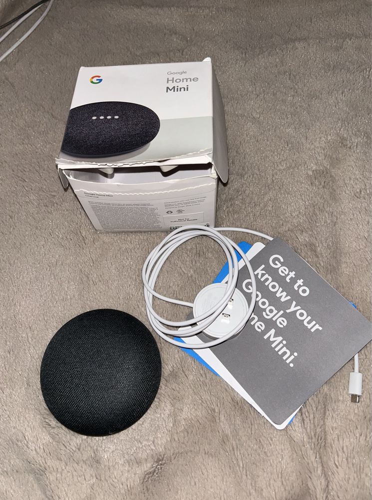 Google Home Mini колонка