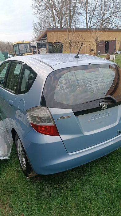 Honda Jazz 2009r. 1.2 90km - uszkodzona