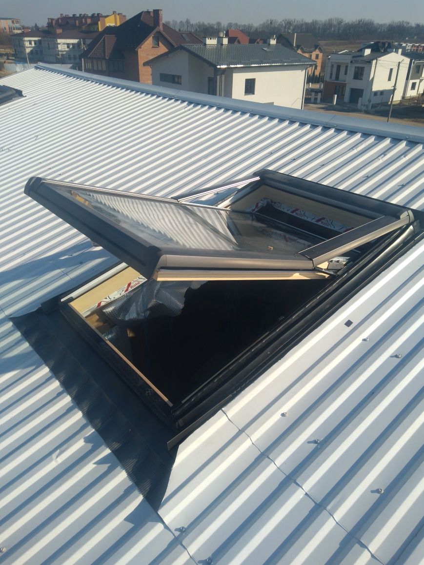 Монтаж мансардних вікон FAKRO,Roto,Velux. Дах, покрівля. Ціна від 4500