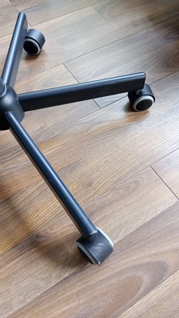 Krzesło obrotowe do biurka Ikea Malskär