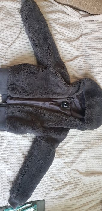 Futerko dziewczęce  na jesień r. 140/146