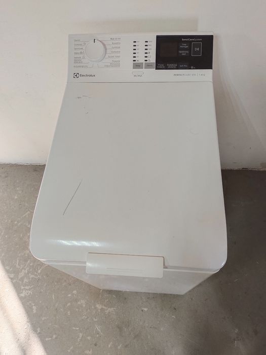 Пральна машина Elektrolux з Європи.6 kg Стан нової.