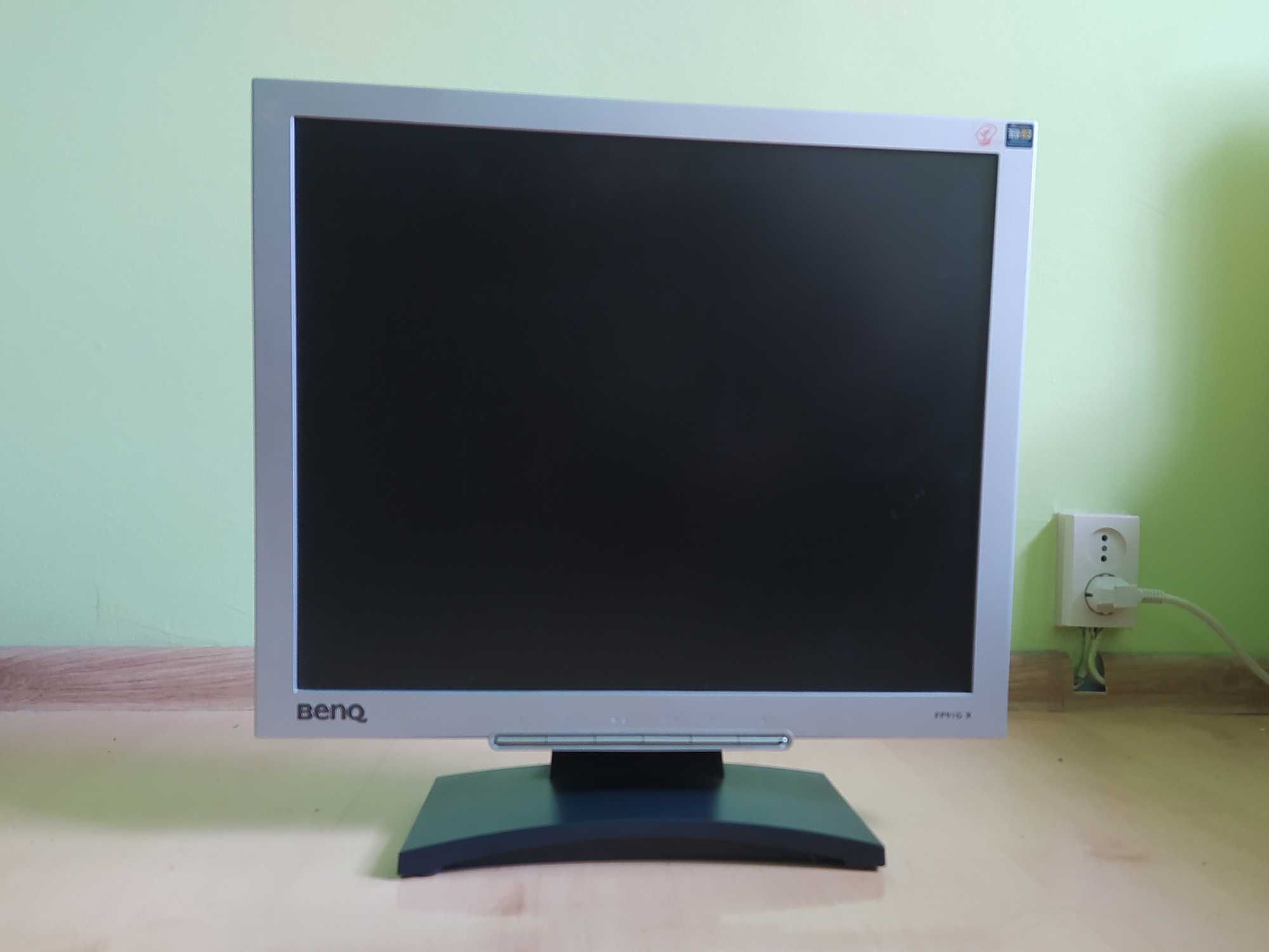 Monitor Benq Q9t4