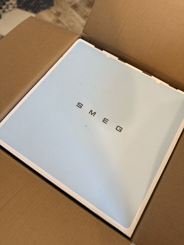 Karton pudło Smeg Ekspres kolbowy do kawy