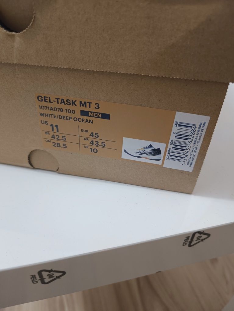 Buty siatkarskie Asics Gel Task MT3 r. 45