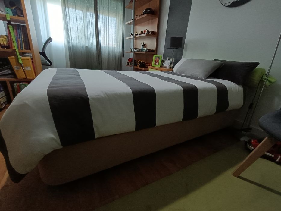 Sommier | Com estrado elevatório