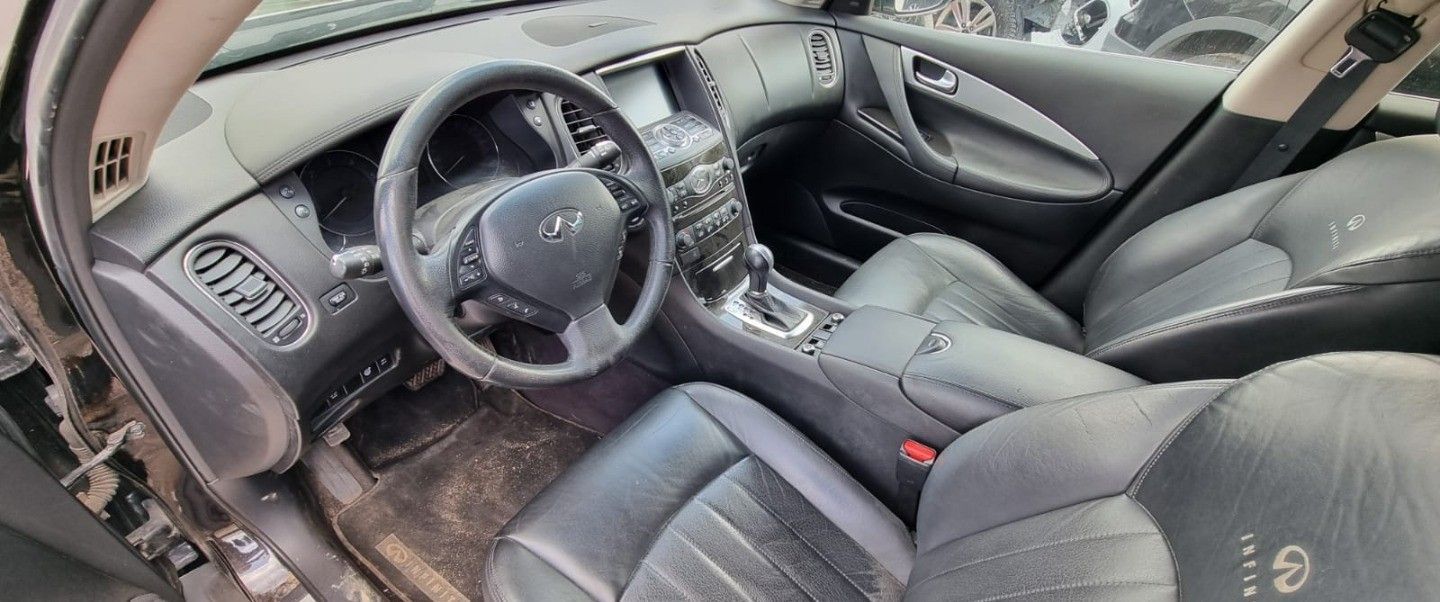 Infiniti EX 2011r, 3.0 Diesel. AUTOMAT. 4x4. Uszkodzony prawy przód. Jeździ