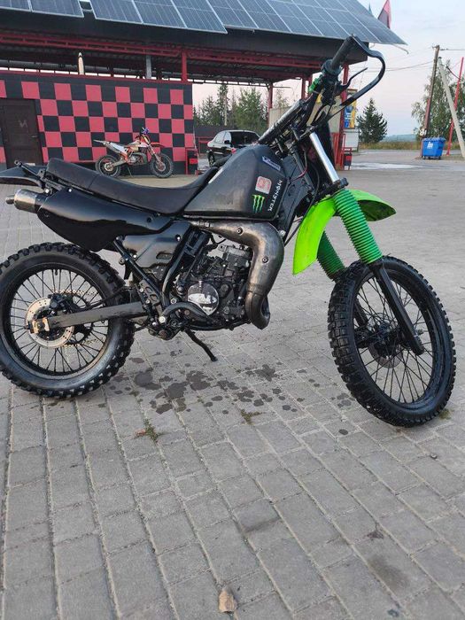 Kawasaki кмх 125