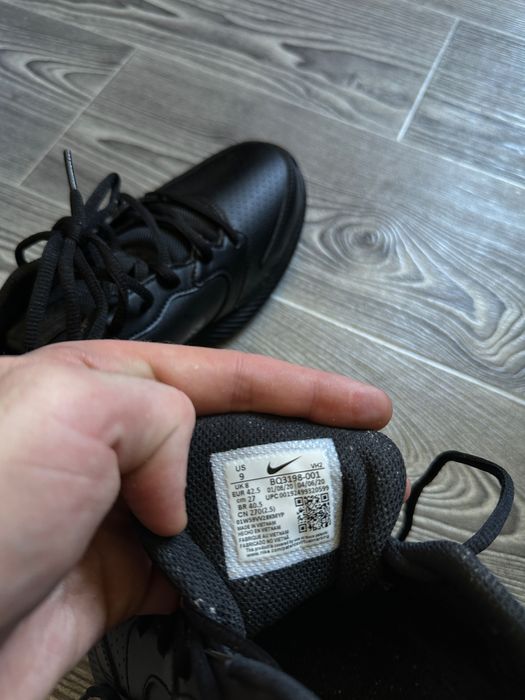 Кроссовки Nike Todos размер 42,5 стелька 27см