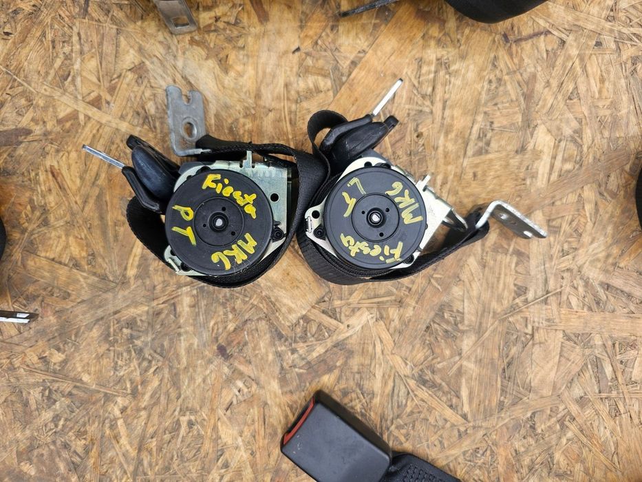 Pas bezpieczeństwa lewy prawy tył komplet Ford Fiesta Mk6