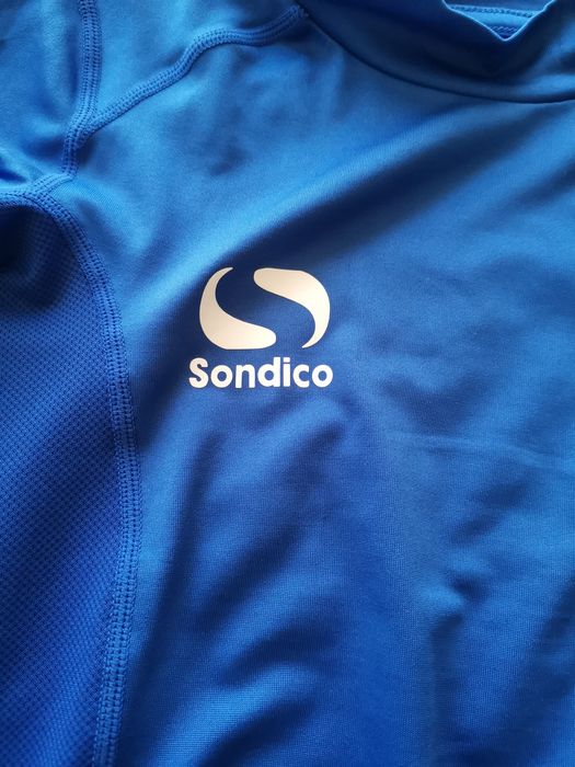 Camisola térmica para jogar futebol