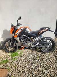 Motocykl ktm duke