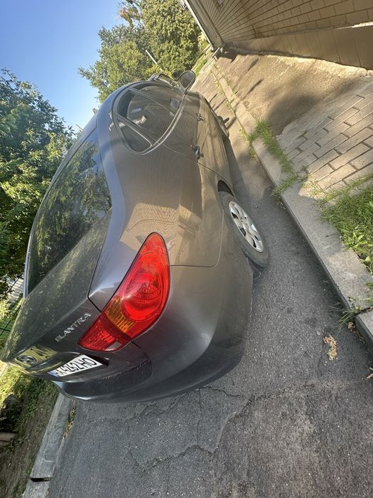 Продам elantra 2008