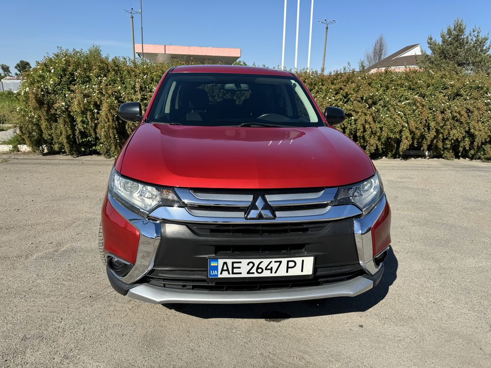 Продам Mitsubishi Outlander 2018