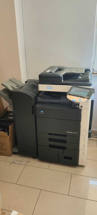 Konica Minolta Bizhub C452 dobry stan sprawna plus części zamienne!