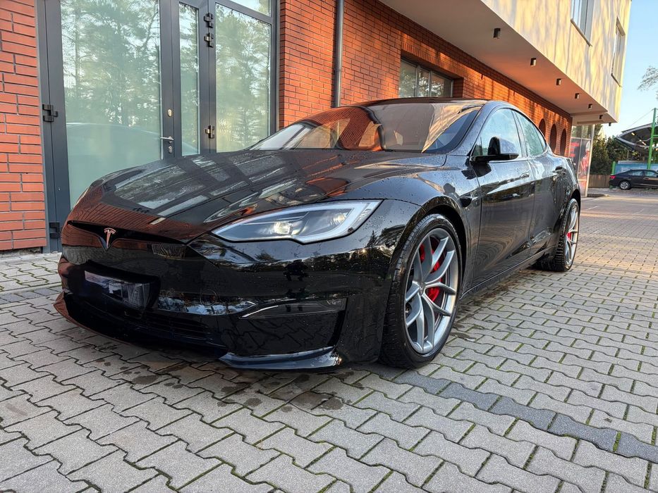 Tesla Model S Tesla S Plaid hamulce ceramika